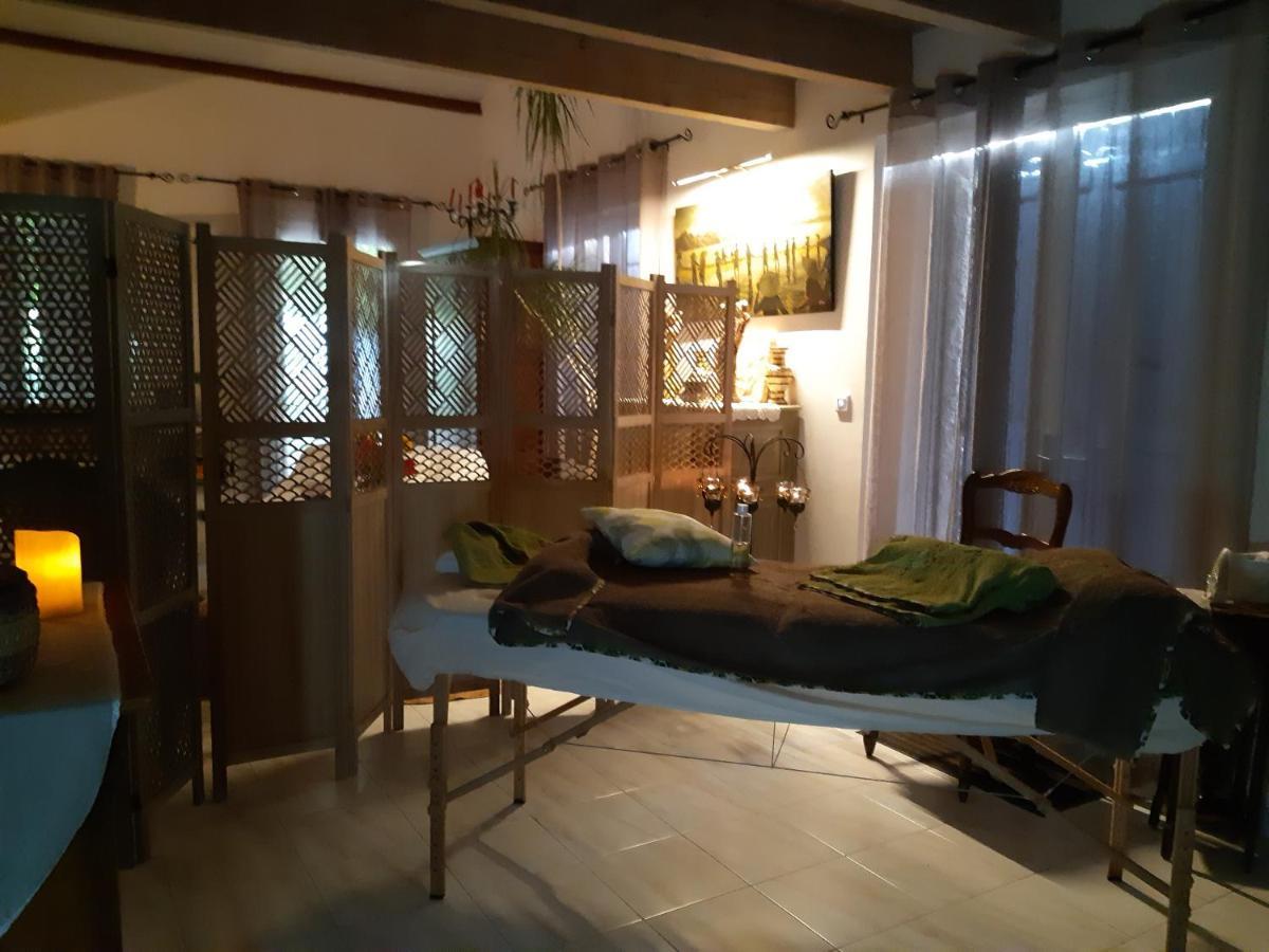 Les Chambres Manon - Piscine, Spa, Tennis Belcodene Екстериор снимка