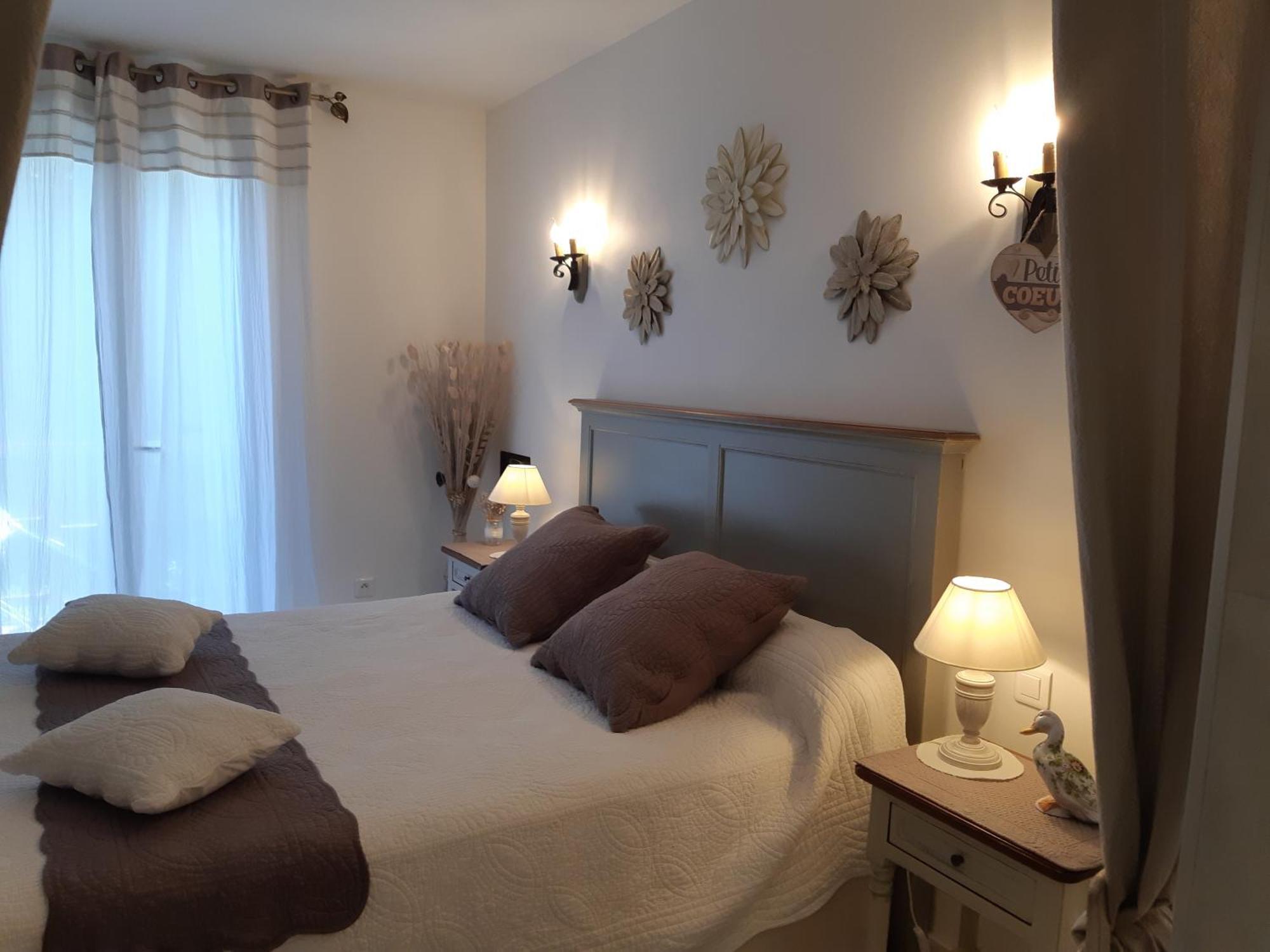 Les Chambres Manon - Piscine, Spa, Tennis Belcodene Стая снимка